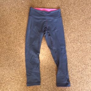 Lululemon crop leggings